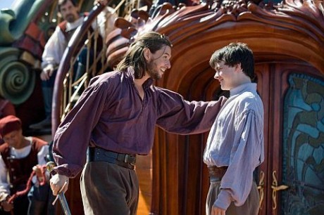 movie the chronicles of narnia the voyage of the dawn treader stills 52054492 460x306 [Trailer] The Chronicles of Narnia: The Voyage of the Dawn Treader