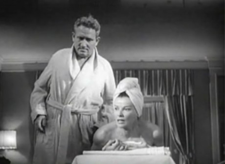 Spencer Tracy and Katharine Hepburn in Adams Rib trailer 460x335 Adam’s rib (1949)