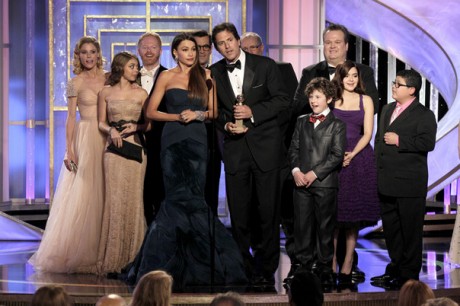 Worst Only Modern Family wins for the networks gallery primary1 460x306 Câștigătorii Globurilor de Aur din 2012
