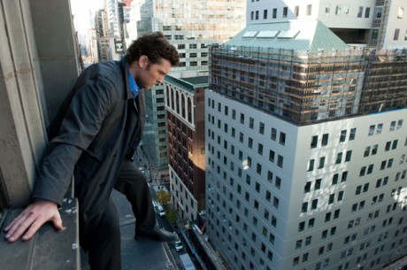 2012 man on a ledge 010 460x305 Man on a Ledge (2012)