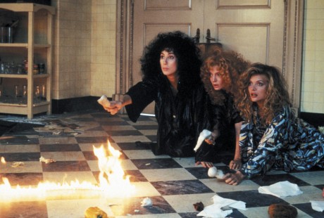 223908l 460x310 The Witches of Eastwick (1987)