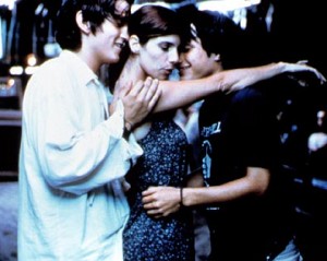 17476 ytumama l 300x239 Y tu mama tambien (2001)