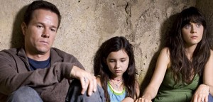 39920430 300x144 The Happening (2008)