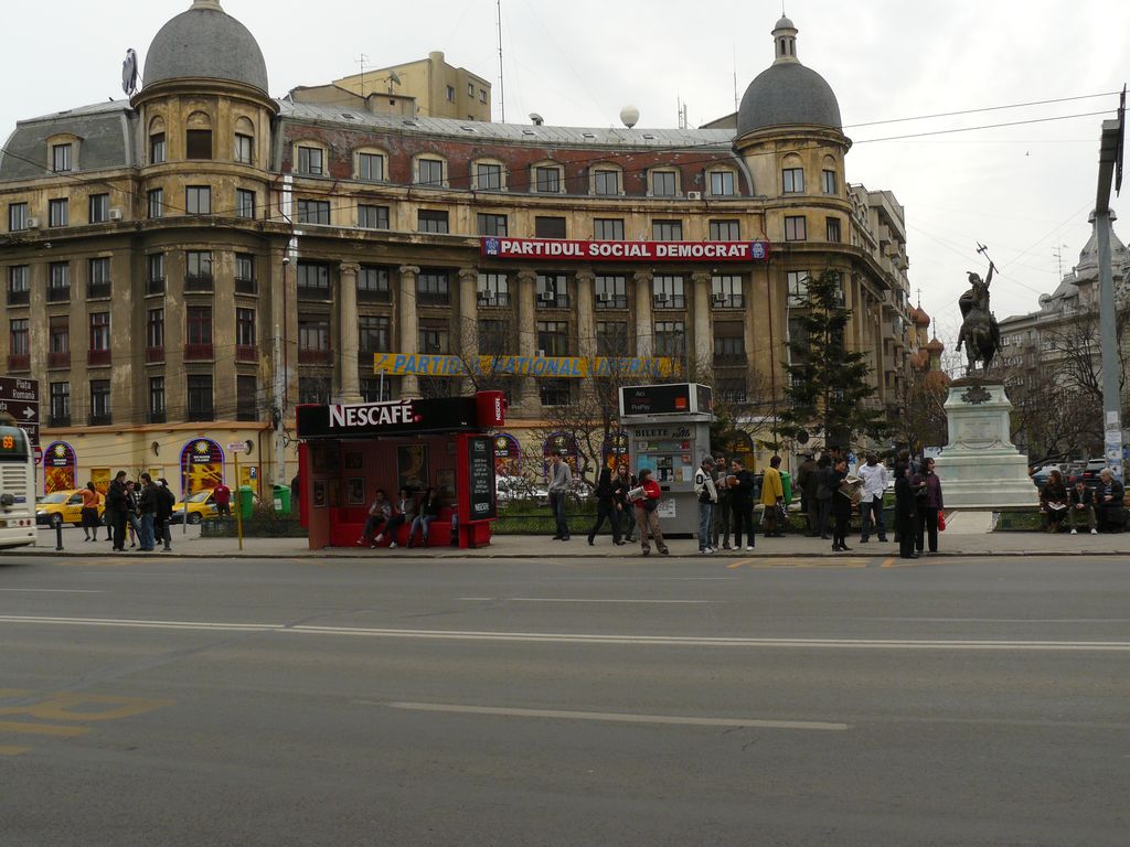 Statie de autobuz – departare