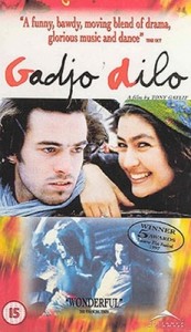 692340l 580x400 n b71cd32a 173x300 Jovi: Gadjo dilo (1997)