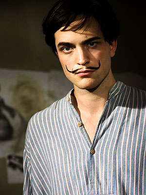 robert-pattinson-little-ashes_l1