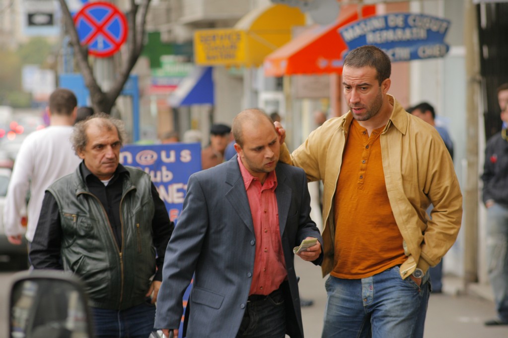 schimb valutar 1 1023x682 Cinefilul: Schimb valutar (2008)