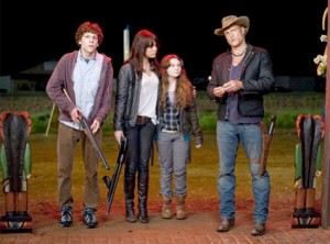 425.zombieland.Eisenberg.Stone.Breslin.Harrelson.lc.100109 300x222 Zombieland (2009)