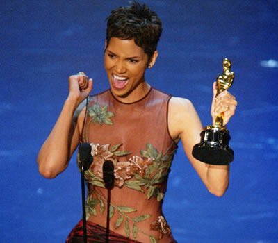 halle_berry_oscar