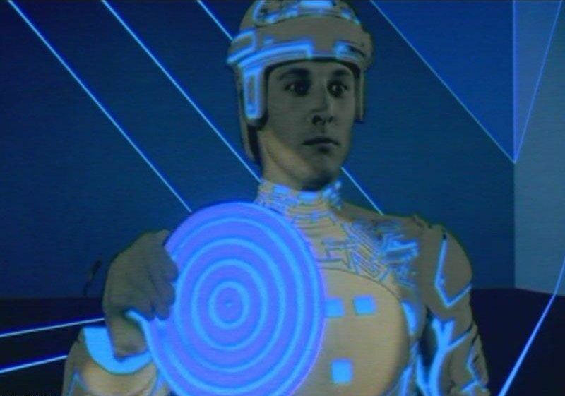 tron_large_02