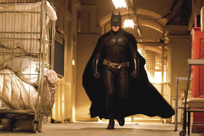 batman begins03 Filme la TV (20 25 nov)