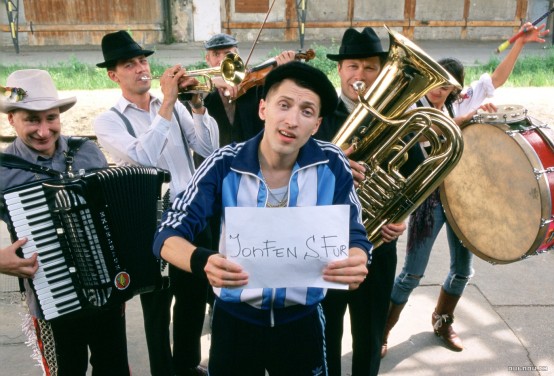 everything2 Everything is illuminated (2005)