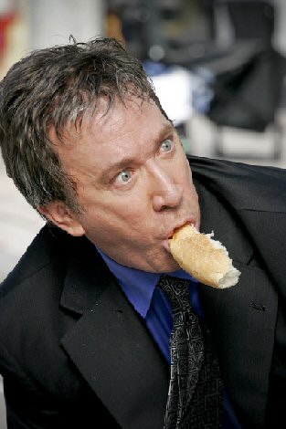 ggg [Trailer] Crazy on the Outside 