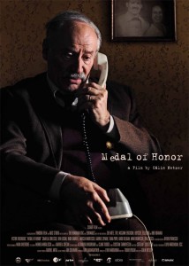 2719 214x300 [TIFF] Medalia de onoare (2010)