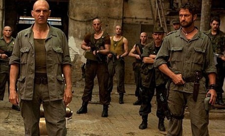 Coriolanus Fiennes PhotosJune full4 460x278 Primele imagini din Coriolanus cu Gerard Butler