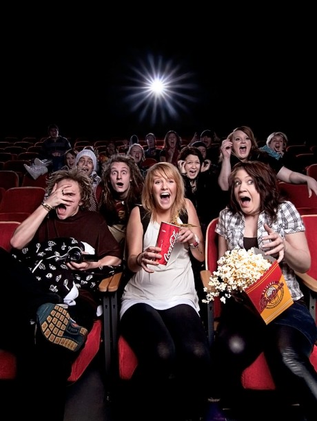 hollywood multiplex 460x611 Castiga bilete la Hollywood Multiplex!