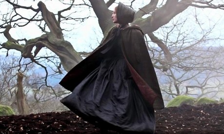 Jane Eyre Mia Wasikowska 460x275 [Trailer] Jane Eyre