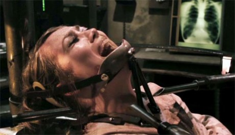 saw3d 460x265 Saw 3D (2010)