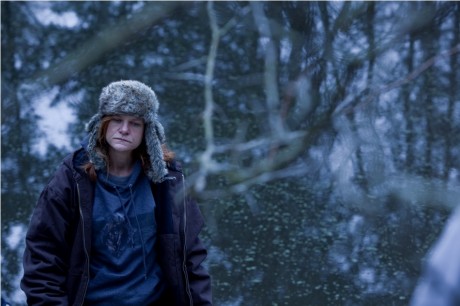 winters bone 2 460x306 Winter’s Bone (2010)