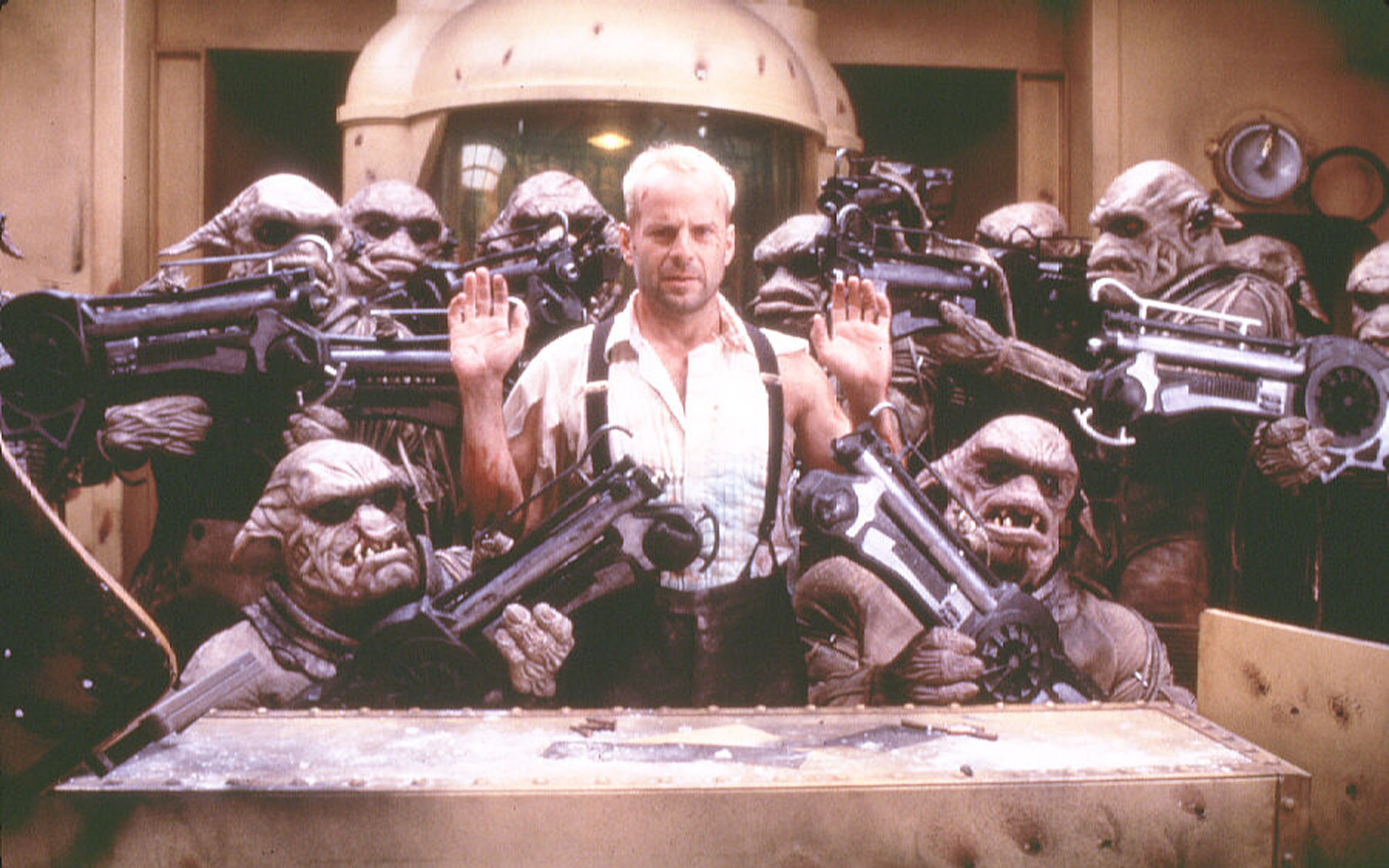 The-Fifth-Element-the-fifth-element-7390452-1920-1200