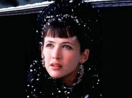 Sienna Miller intr o ecranizare a operei lui Lev Tolstoi %name Sienna Miller intr o ecranizare a operei lui Lev Tolstoi