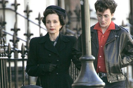 Nowhere Boy1 460x306 Nowhere Boy (2009)