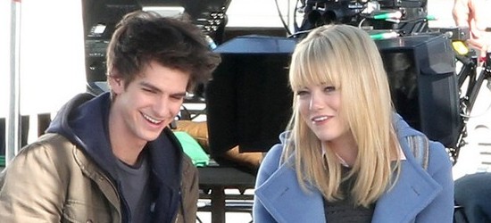 emma-stone-andrew-garfield-kiss-05