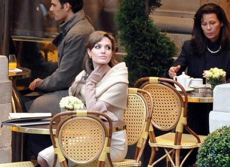 Predictii Zmeura de Aur the tourist angelina jolie 460x334 Predictii Zmeura de Aur