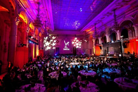 Record cuvantul de baza pentru Premiile Gopo 2011 4992 marineci gopo2010 decernare016 459x306 Record cuvantul de baza pentru Premiile Gopo 2011