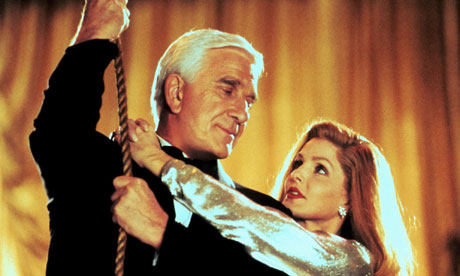 Leslie Nielsen in Naked G 007 17 23 februarie: Recomandari TV