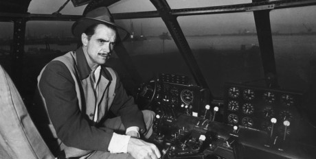 howard-hughes howard hughes 460x232 Ce urmeaza pentru Nolan dupa Batman 3?