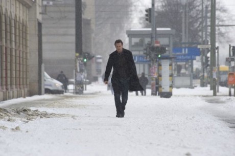 unknown poza 2 460x305 Unknown (2011)