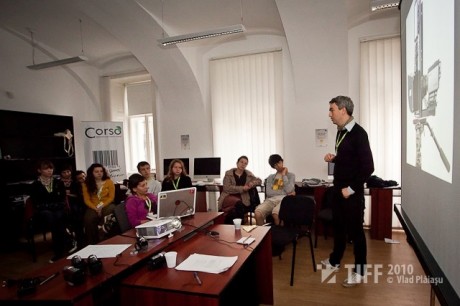 2449_vladplaiasu-erwinschmidth-sapientia-1iunie2010-web-15 2449 vladplaiasu erwinschmidth sapientia 1iunie2010 web 15 460x306 Au inceput inscrierile pentru Lets Go Digital!