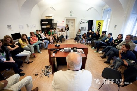 2683_vladplaiasu-conferintapresaisrael-tiff201002june2010-025 2683 vladplaiasu conferintapresaisrael tiff201002june2010 025 460x306 Au inceput inscrierile pentru Lets Go Digital!