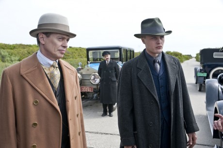 MV5BMTM5NDk5NDk3OF5BMl5BanBnXkFtZTcwNjU1ODYxNA@@. V1 460x305 Nopti albe cu Boardwalk Empire la HBO