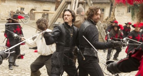 The Three Musketeers 550x293 460x245 [Trailer Tare] The Three Musketeers
