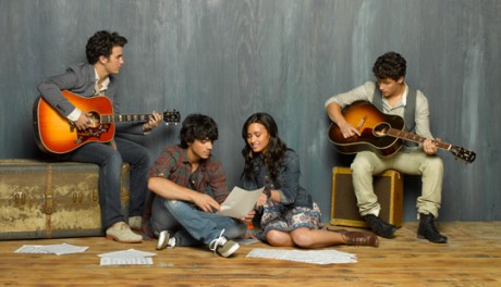 camp rock 21 460x264 26 august 1 sept. RecomandariTV