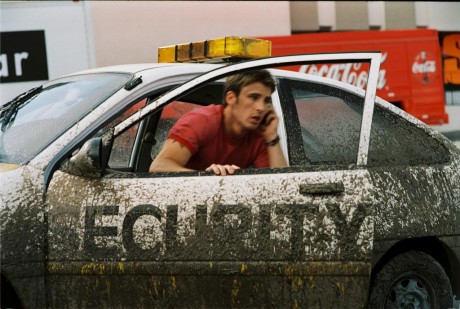 cellular 2 460x309 12 18 august RecomandariTV