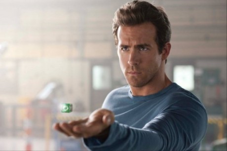 green lantern movie photo 01 550x366 460x306 Green Lantern (2011)
