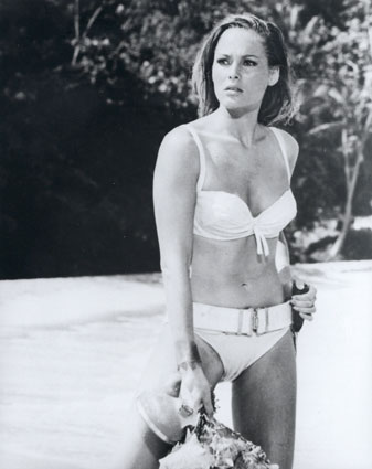 ursula-andress_1 ursula andress 1 Cele mai cunoscute personaje de film part II