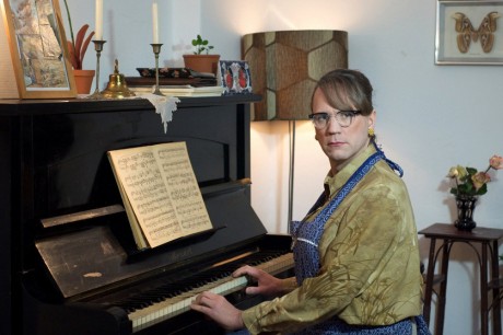 I Am Not the EnemyStill1 460x306 BIEFF 2011: titluri interesante din zona cinema ului de avangardă 