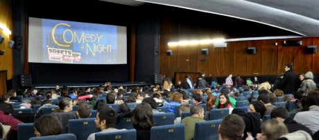 398433 10151178760865459 288041500458 22514001 1296627122 n 460x203 Cum a fost la Shorts Up Comedy Night!