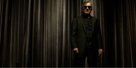 Red Lights1 460x232 [Trailer Tare] Red Lights