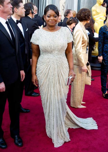 octavia spencer 2012 oscars 460x644 Tinute pe covorul rosu la Premiile Oscar 2012