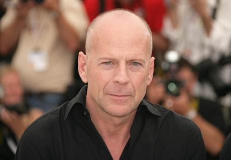 brucewillis 1319698642 460x319 Bruce Willis va juca in Five Against A Bullet