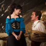 mirror-mirror-2012-production-stills-lily-collins-29586162-2000-1333