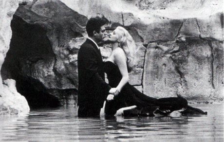 dolce2 460x292 La Dolce Vita (1960)