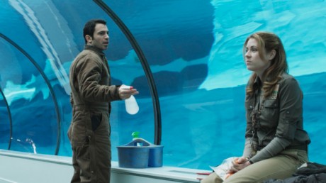 giant mechanical man 11 460x258 [Trailer] The Giant Mechanical Man