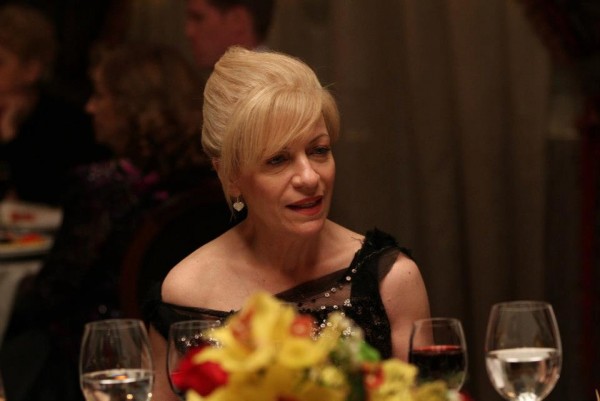 childs pose facebook e1362676208386 Poziția copilului (2013)